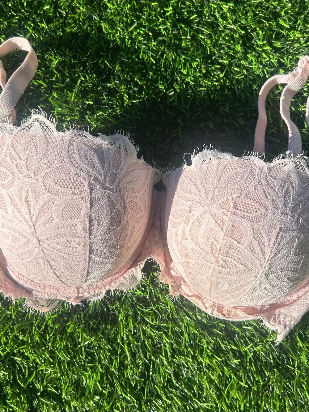 PINK Lace Push-Up Bra - Light Pink